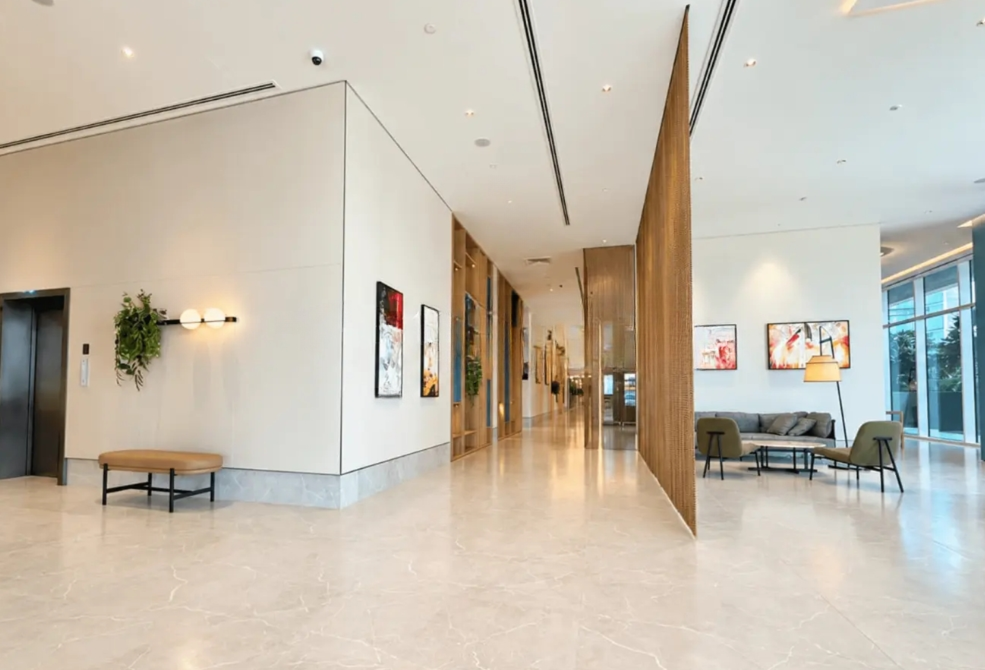 golf-residences-by-fortimo-1-br-for-rent lobby