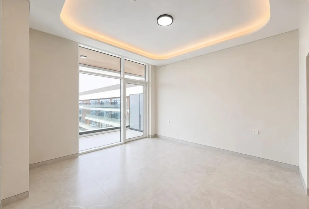 Golf Residences by-Fortimo 2BR resale brand new corner living room