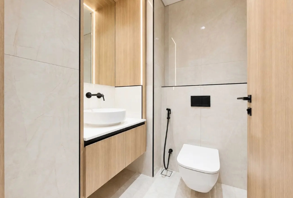 Golf Residences by-Fortimo 2BR resale brand new corner toilet